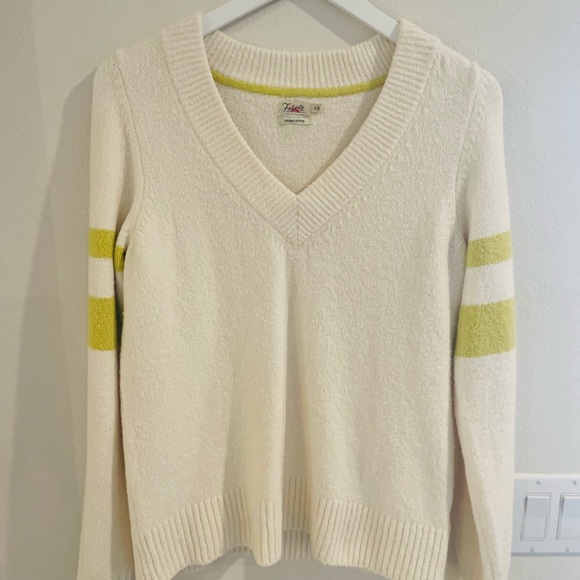 Faherty Varsity V-Neck Sweater in Cream size Small - Picture 10 of 11